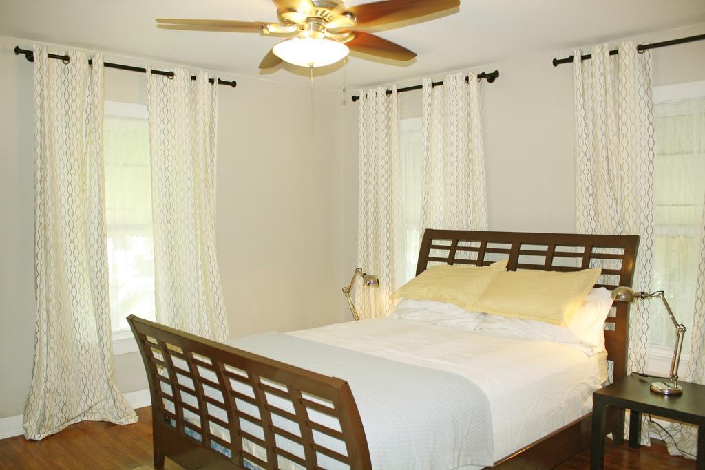 Hancock Guest Cottage Όστιν Εξωτερικό φωτογραφία